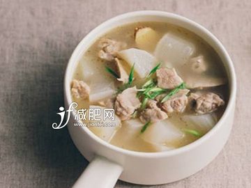 冬天适合怎样减肥 川贝雪梨猪肺汤