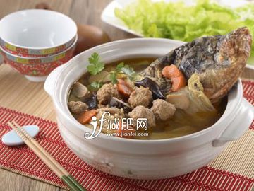 一日三餐怎么吃减肥 扁鱼白菜汤