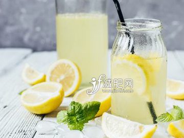 柠檬水可以解渴且冲淡想吃东西的欲望