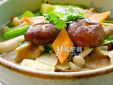 三菇烩丝瓜 三菇烩丝瓜