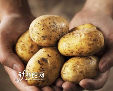 土豆含有丰富的膳食纤维和胶质类等容积性排便物质可谓“肠道清道夫”
