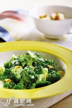 西兰花,杏仁,奶酪,食品,美味_ffa7613da_芝士焗西兰花_创意图片_Getty Images China 西兰花,杏仁,奶酪,食品,美味_ffa7613da_芝士焗西兰花_创意图片_Getty Images China