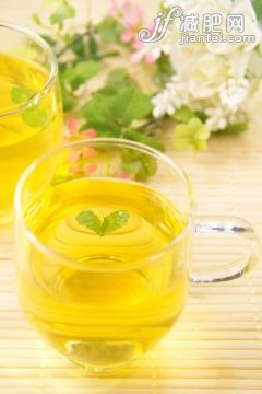 饮食,影棚拍摄,茉莉茶,摄影,茶杯_498161321_Herbal tea_创意图片_Getty Images China 饮食,影棚拍摄,茉莉茶,摄影,茶杯_498161321_Herbal tea_创意图片_Getty Images China