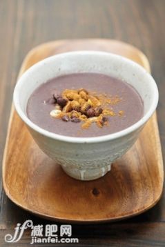 装饰菜,主菜盘,餐具,室内,食品_gic6367602_Korean food, Patjuk_创意图片_Getty Images China