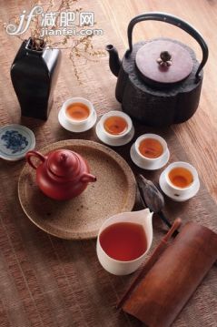 中国茶,绿茶,龙井茶,中国文化,茶杯_53673a76f_中国绿茶茶具_创意图片_Getty Images China 中国茶,绿茶,龙井茶,中国文化,茶杯_53673a76f_中国绿茶茶具_创意图片_Getty Images China