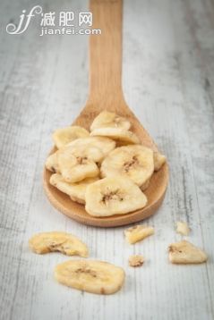 香蕉,薯条,小吃,甜点心,黄色_gic13494760_Banana chips_创意图片_Getty Images China
