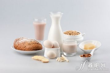 早餐,牛奶,牛奶瓶,鸡蛋,主食_gic5465245_食品组合_创意图片_Getty Images China