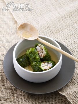 开胃品,甲壳动物,食品,饮食,主菜_gic11103803_Seaweed rolls with prawn filling_创意图片_Getty Images China