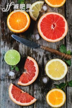 冰,在上面,吃,食品,水果_gic13472821_Sliced Citrus Fruits_创意图片_Getty Images China