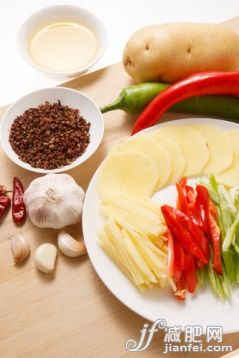 室内,影棚拍摄,无人,中国文化,食品_8c46c9901_炒土豆丝的食材_创意图片_Getty Images China