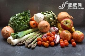 室内,多色的,蔬菜,水果,西红柿_561811013_Food on Slate_创意图片_Getty Images China