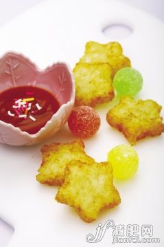 土豆饼,点心,食品,室内,饮食_0d6e83659_红薯饼土豆饼_创意图片_Getty Images China