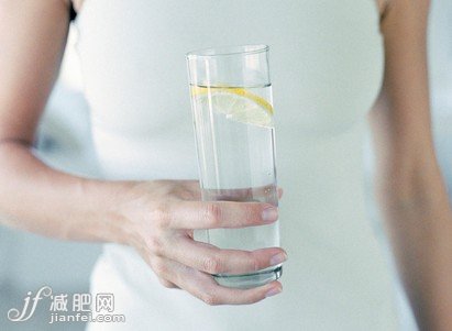 柠檬水减肥