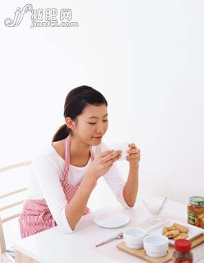 饮食时机减肥法 3餐吃对时间 促进脂肪燃烧</sp