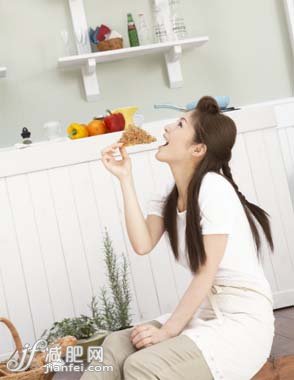 饮食时机减肥法 3餐吃对时间 促进脂肪燃烧</sp