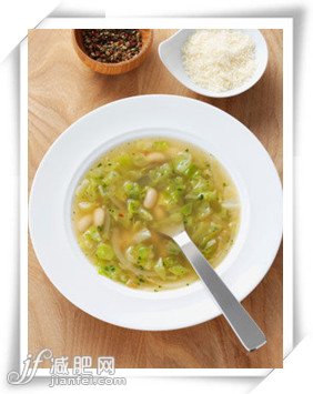 产后减肥蔬菜汤 肥妈一周大变身