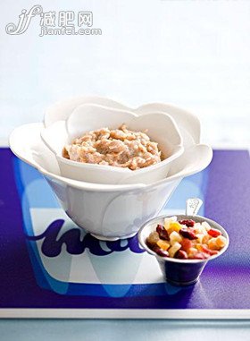 每餐喝一碗减肥粥有效控制总热量