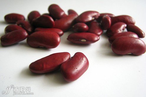 “五豆穿肠过肥肉顺水流”如何用豆减肥