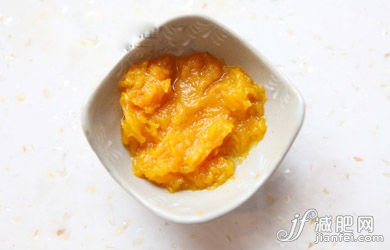 准备南瓜泥 准备南瓜泥