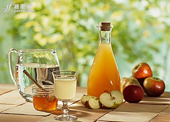 喝醋减肥法 排脂促代谢瘦身