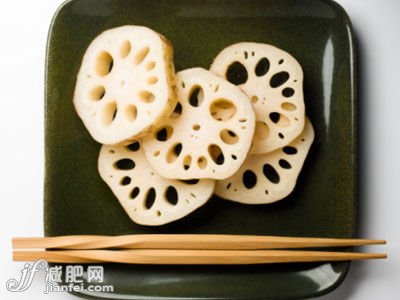 《本草纲目》称藕为“灵根”