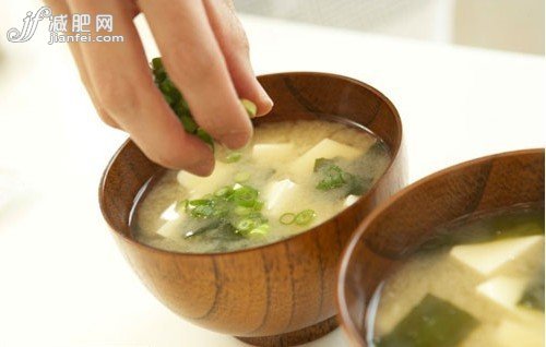 古人瘦身揭秘宫廷的减肥药膳