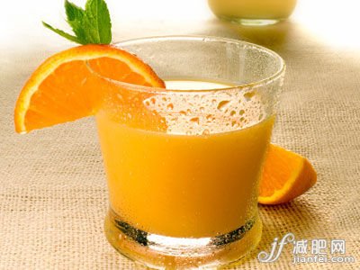 每日服用维C量为100毫克左右