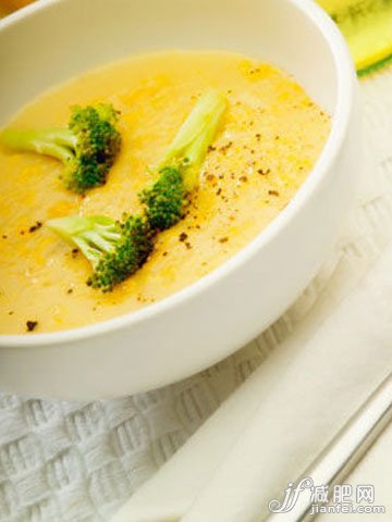 西兰花玉米浓汤