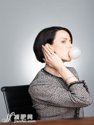 口香糖成分难达到减肥目的