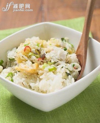 一周减肥食谱 排毒瘦掉小肚子