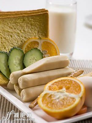 吃法六：“营养”早餐