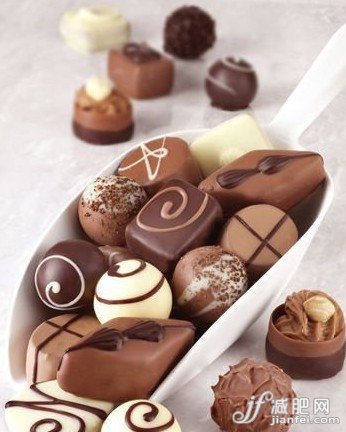 过年巧吃零食 享美味也能瘦身