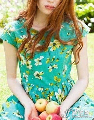 减少脂肪的摄取、增加纤维量和新鲜蔬果的食用