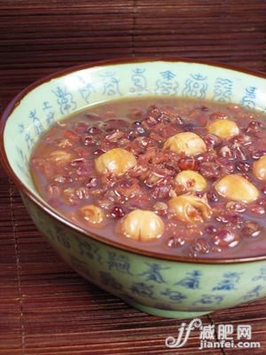 ${中式减肥餐之二红豆大米粥}