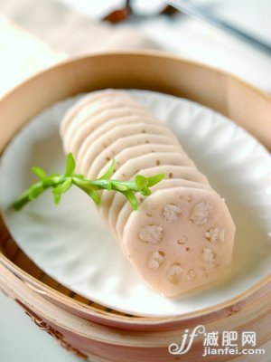 米饭功效：黑米补肾糯米排毒