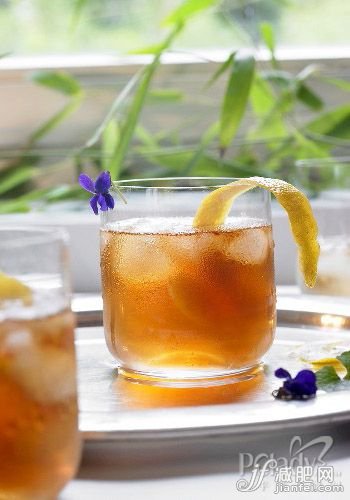 蔬果汁断食法 排出肠毒瘦5斤！