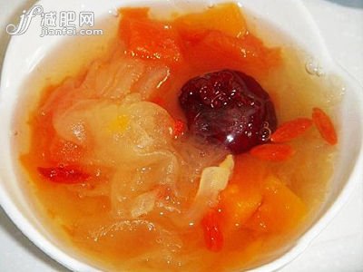 冰糖银耳核桃粥饭