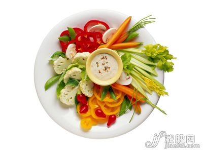 午餐：淀粉类+生菜沙拉