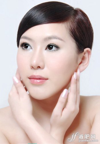 生活细节秘招 打造迷人小脸