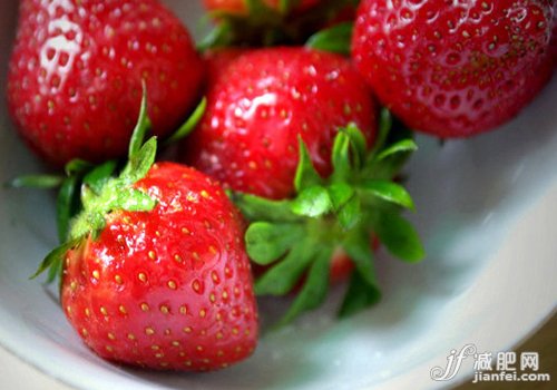 狂瘦10斤 秋季酸奶减肥食谱