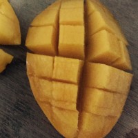 减肥甜品&mdash;芒果酸奶昔的做法图解4