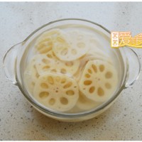 超级劲爆香辣过瘾【干锅连藕鸭】的做法图解2