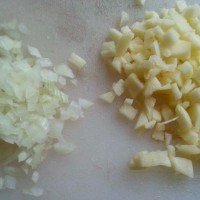 减肥餐~鸡胸肉茄子煲的做法图解2