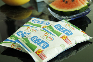 口感超棒的欧式西瓜芒果酸奶&mdash;排毒瘦身的做法步骤：2