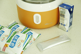 口感超棒的欧式西瓜芒果酸奶&mdash;排毒瘦身的做法步骤：9