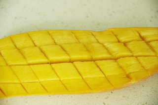 口感超棒的欧式西瓜芒果酸奶&mdash;排毒瘦身的做法步骤：16