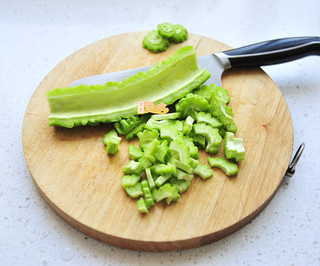 夏日最强版刮油消脂瘦身水的做法步骤：2