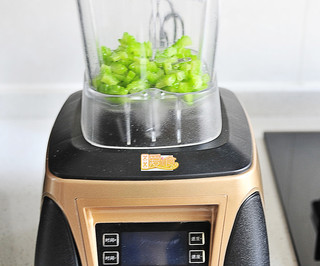 夏日最强版刮油消脂瘦身水的做法步骤：5