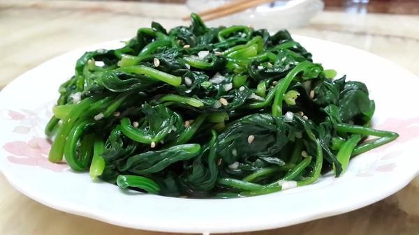 凉拌菠菜