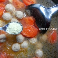 番茄鸡脯肉圆子汤的做法图解16